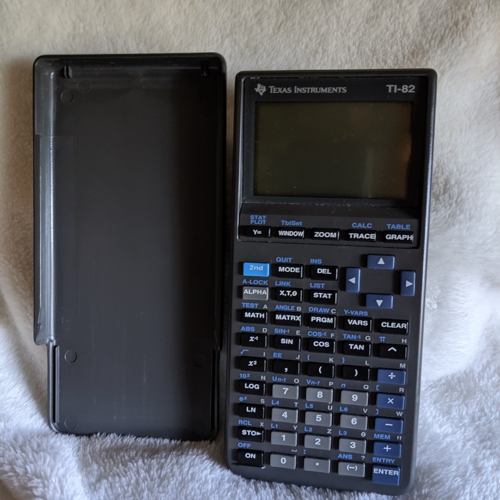 Texas Instruments - TI-82
